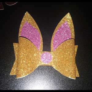 Bunny bow